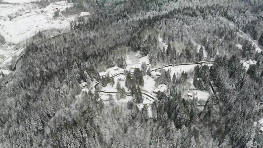 Video Stok burke mountain coquitlam - arial shot (100% Tanpa Royalti) 10349...