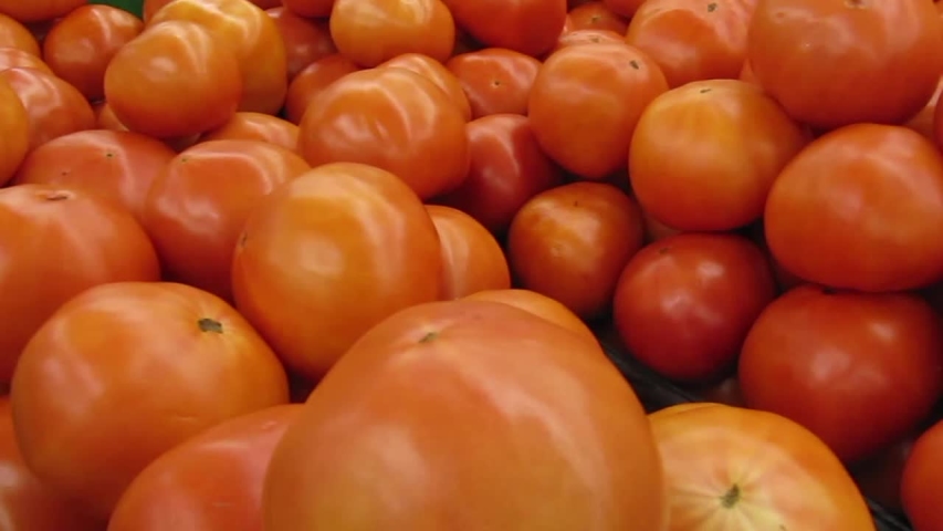 Tomatoes in the produce section.