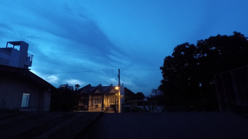 This is a video of a time lapse in Quezon City.