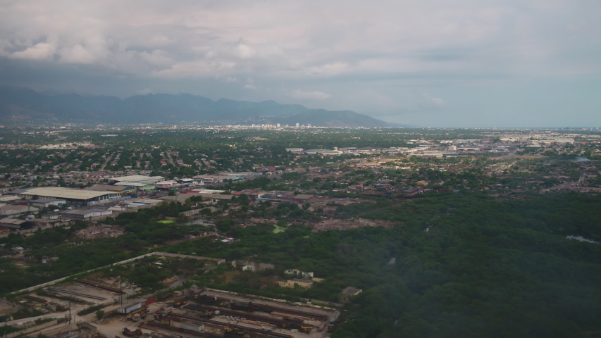 Aerial Jamaica Kingston Fire March 2019 Sunny Day 30mm 4K Inspire 2

Aerial video of a fire burning at a landfill in Kingston Jamaica on a sunny day.