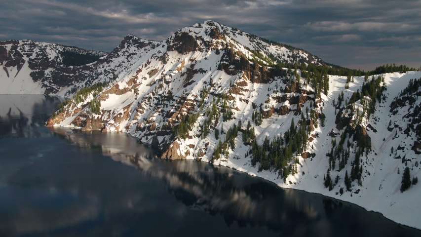 Aerial Oregon Crater Lake Snowy May 2019 Sunny Day 30mm 4K Inspire 2

Aerial video of Crater Lake national Park on a beautiful sunny day with snow.