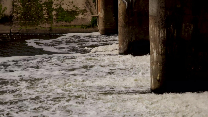 Dam with a lock, Dam with overflow, Spillway on a dam