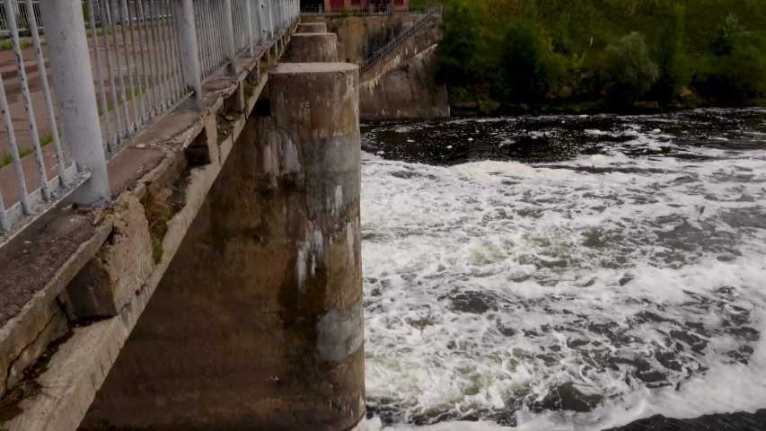 Dam with a lock, Dam with overflow, Spillway on a dam