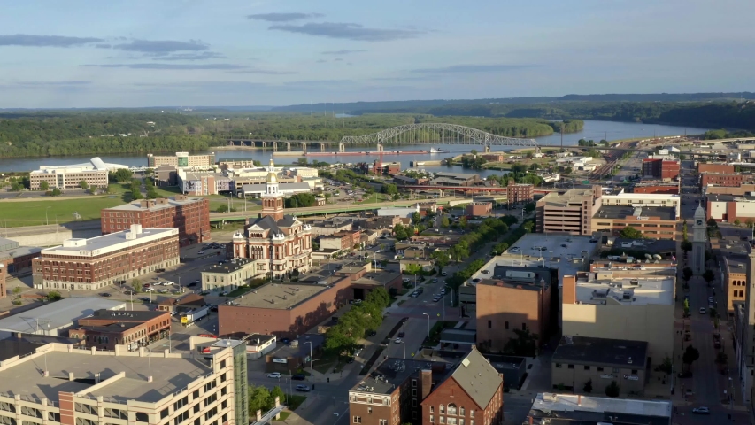 Aerial View of Dubuque, Iowa image - Free stock photo - Public Domain ...