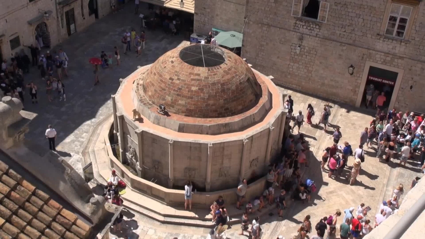 Dubrovnik Croatia: Big Onofrio