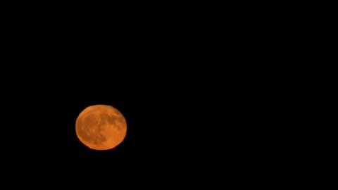 Harvest Moon Rises / 5x speed / super telephoto lens / 4K UHD