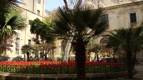 Valletta / Malta - 04 26 2019: Garden At The Entrance Of Grandmaster's Palace In Valletta