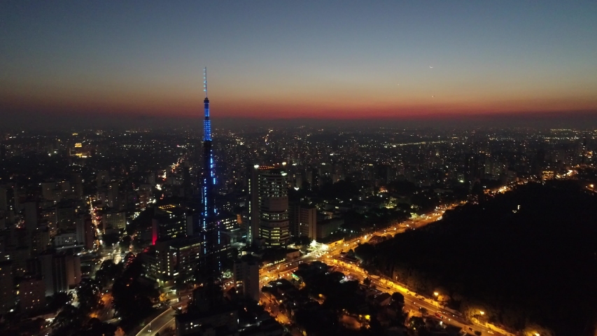 Sunset at city life, São Paulo, Brazil. Fantastic landscape.Downtown sunset skyline. Sunset city. Skyline city. Cityscape district. Sao Paulo, Brazil. Urban aerials. Sunset skyline. Dusk skyline city.