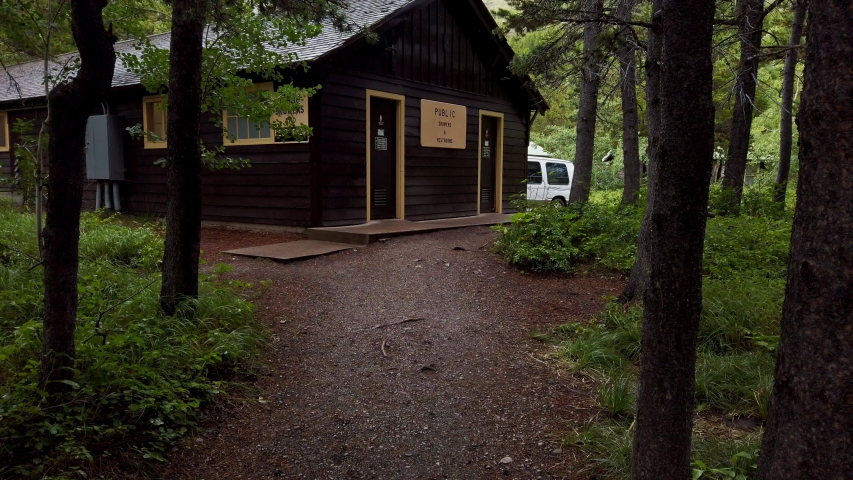 Exterior view of the Swiftcurrent Motor Inn at Glacier National Park