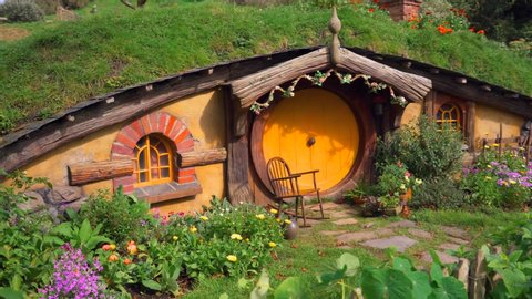 Hobbiton, New Zealand; 2019: Icon Hobbit Home in The Lord of The Rings film