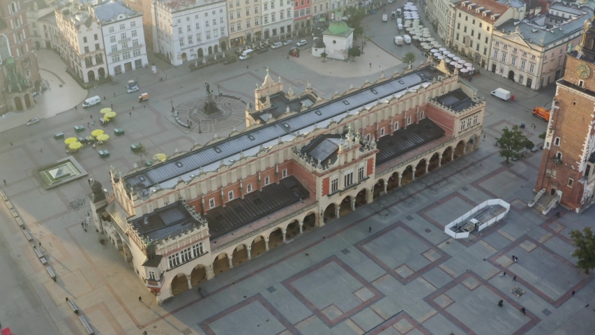 Aerial view of Krakow cloth hall. 360 degrees, morning.
