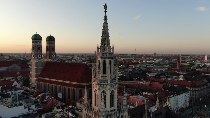 Drone flight around Marienplatz in Munich Royalty-Free Stock Footage #1039310489