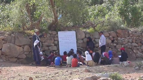 Yemen - Taiz / 20 Oct 2019 : Because of the war in Yemen, they are studying the students of a rural school in the southern city of Taiz.