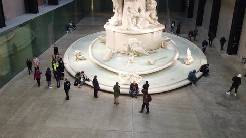 London - 2019: timelapse, Fons Americanus fountain in Tate Modern.