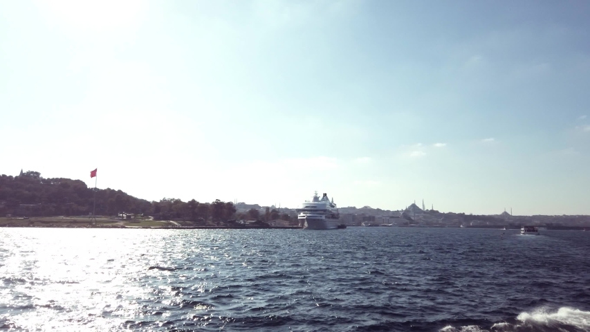 ?stanbul ferry ride, city scene.