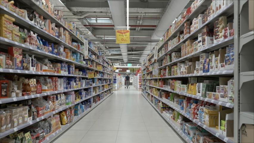 Дарк лидл лицо. Клип в супермаркете. Супермаркет видео. Флешмоб в супермаркете. Супермаркет видео.