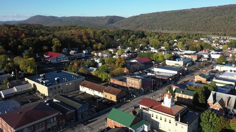 Orbit around Romney courthouse in Hampshire County, West Virginia in autumn.
