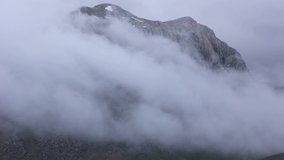 time-lapse fog and mountain landscape 
