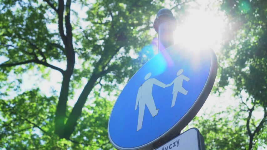 Sign in the park family