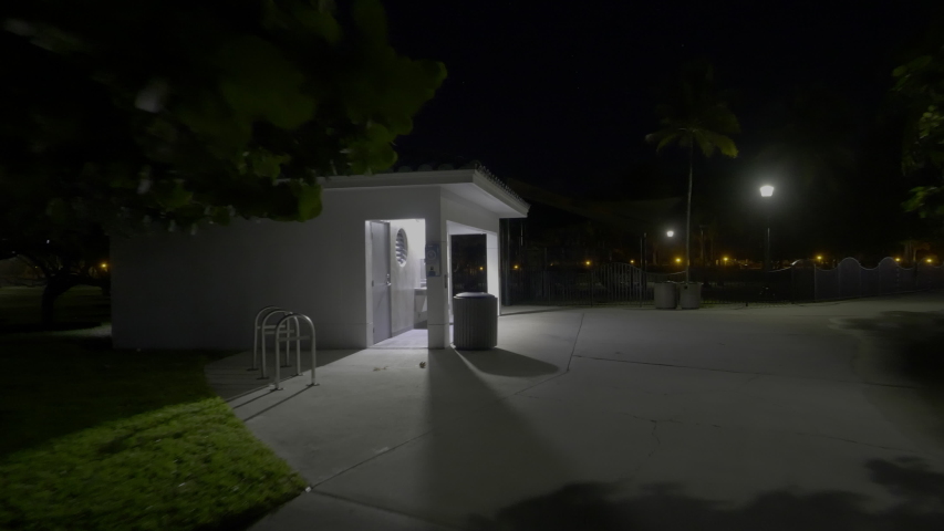 Night video bathrooms restrooms water fountain in the park