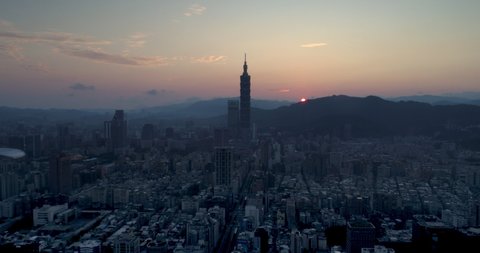 Sunrise of hyperlapse in central Taipei city, Taiwan