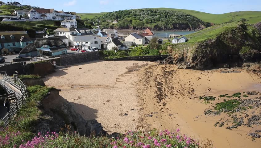 South cove. Южный Девон Солкомб. Саус Коув. Hope Cove. South Devon.