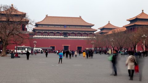 Beijing Forbidden City Meridian Gate with tourists timelapse zoom out