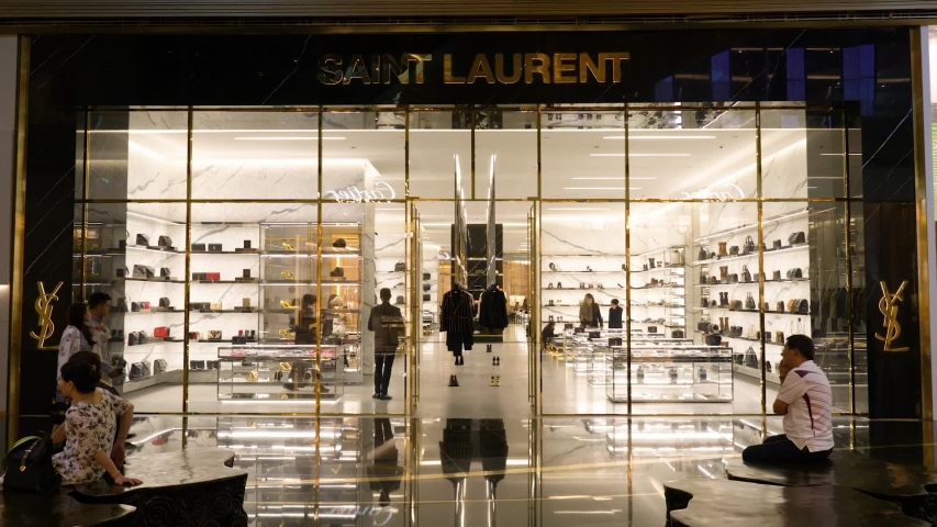 yves saint laurent outlet store