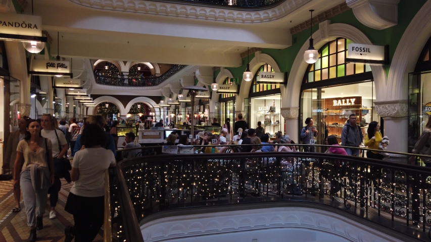 fossil qvb store