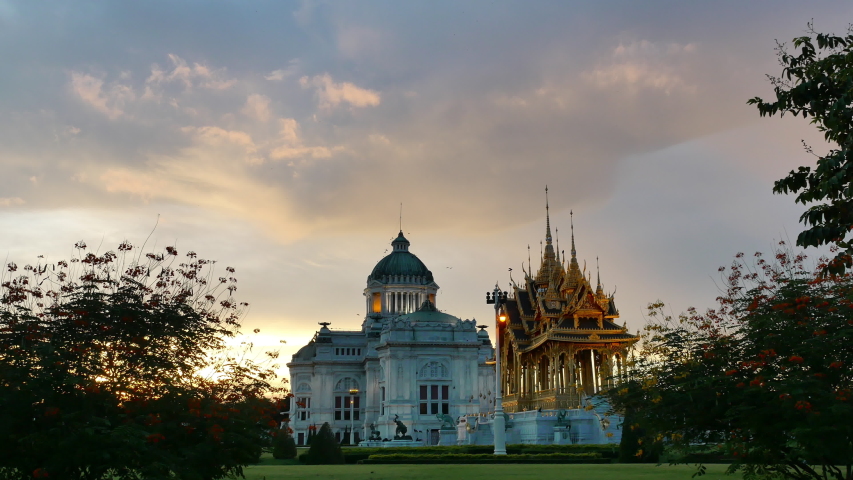 BANGKOK, THAILAND - August 13,2017: The Ananta Samakhom Throne Hall built in Italian Renaissance and Neo Classic style, 
Ananta Samakhom Throne Hall is famous landmark in Bangkok