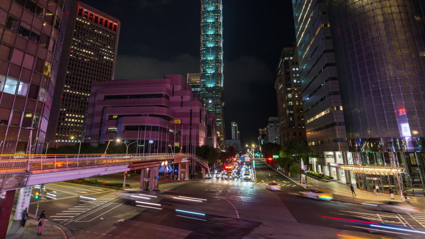 Time lapse of busy intersection in Taipei, Taiwan. Royalty-Free Stock Footage #1042545700
