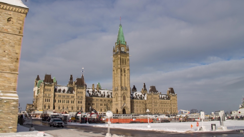 Parliament Hill Hyperlapse- Ottawa, Canada