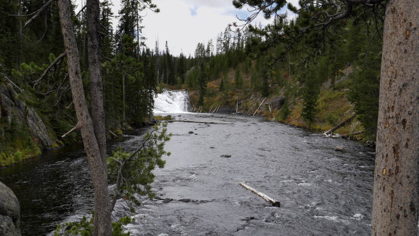 Lewis Falls waterfall