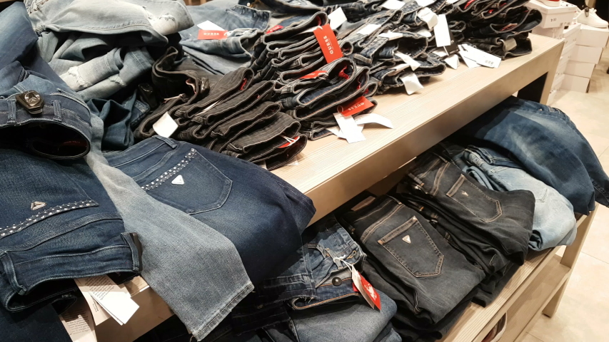 guess jeans stock