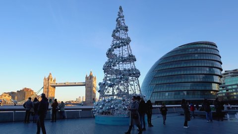 25.12.2019, LONDON, UK. The annual Christmas by the River to London Bridge City. Amazing views of the London landmarks the Tower of London and Tower Bridge. 