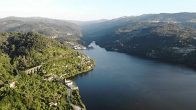Flying sideways above the Douro river