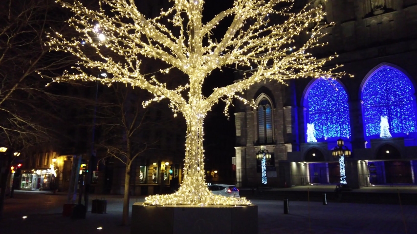 Montreal Notre-Dame Basilica at Christmas