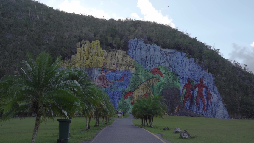 Mural de la Prehistoria, Vinales, UNESCO World Heritage Site, Pinar del Rio Province, Cuba, West Indies, Caribbean, Central America