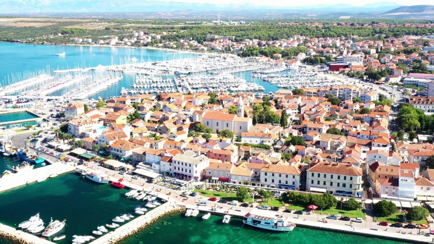 Resorts and boats in a Croatian Town image - Free stock photo - Public ...