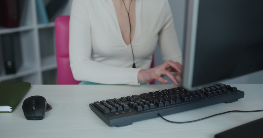 Young Woman Customer Care Support Service Agent Call Center. Operator in Headset Talk Consult Online Client Using Computer Solving Complaints on Helpline or Sell Services in Telesales Office Royalty-Free Stock Footage #1045353052