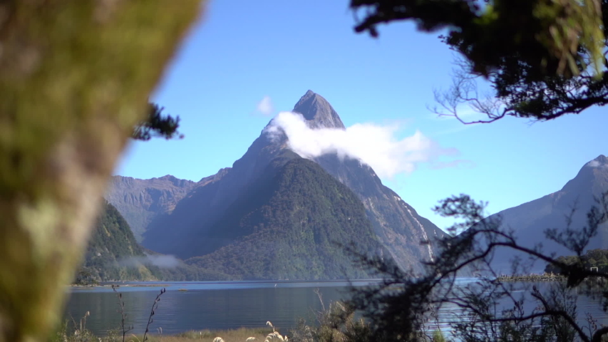 waters-and-landscape-of-milford-sound-new-zealand-image-free-stock