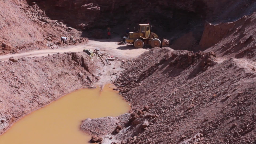 The place where the raw clay comes from, Morocco