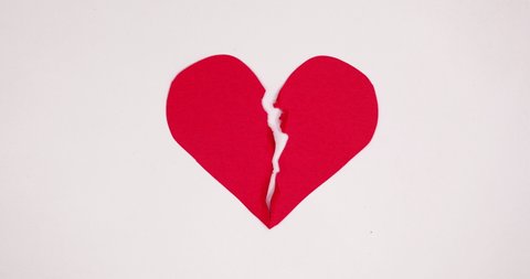Heartbreak.broken heart stop-motion animation of paper loop 