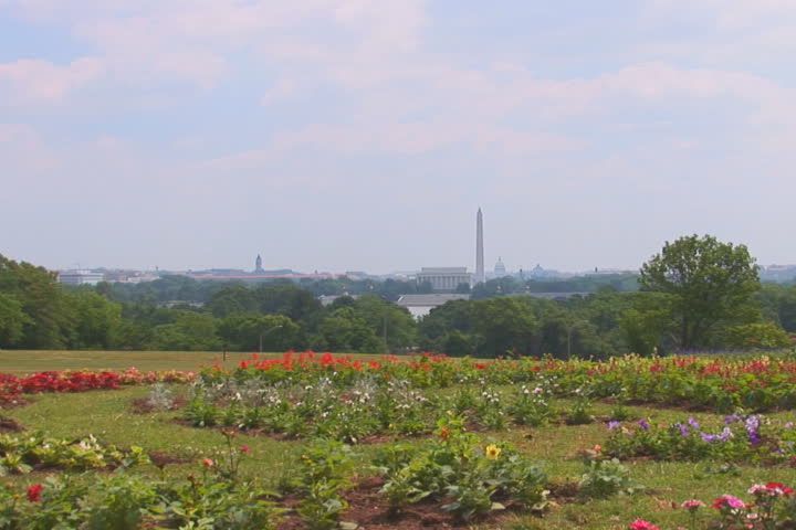 NTSC: Washington DC from across the Potomac - zoom in to the Lincoln Memorial