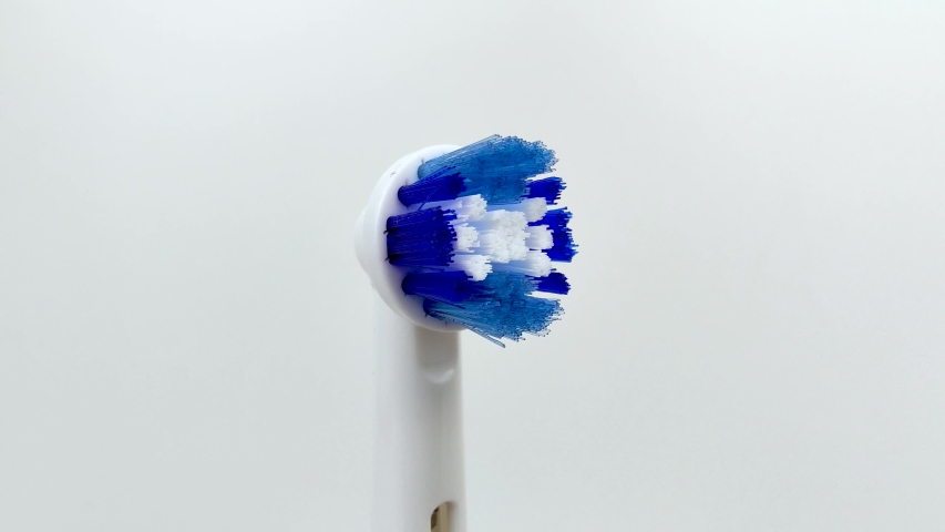 toothbrush bristles turning yellow