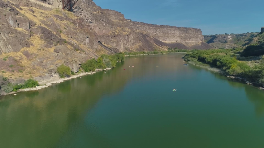 Up and over the Perrine Bridge along the Snake River