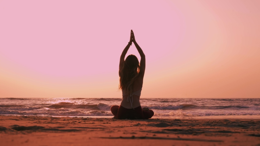 Manfaat Yoga untuk Kesehatan Mental di Indonesia