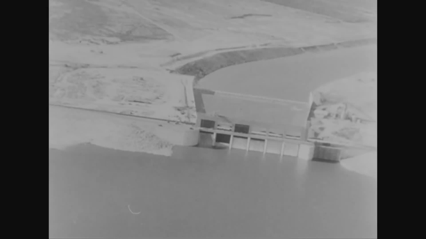 CIRCA 1953 - President Dwight D. Eisenhower and President Adolfo Ruiz Cortines of Mexico unveil the Falcon Dam.