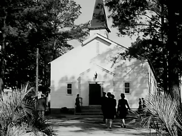 CIRCA 1944 - Women in the Womens Army Corps enjoy leisure activities as well as their training, during WWII.