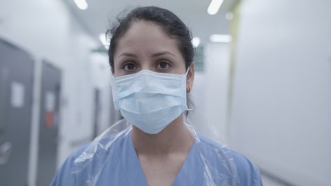 Swedish nurse with mask during the Coronavirus pandemic วิดีโอสต็อก